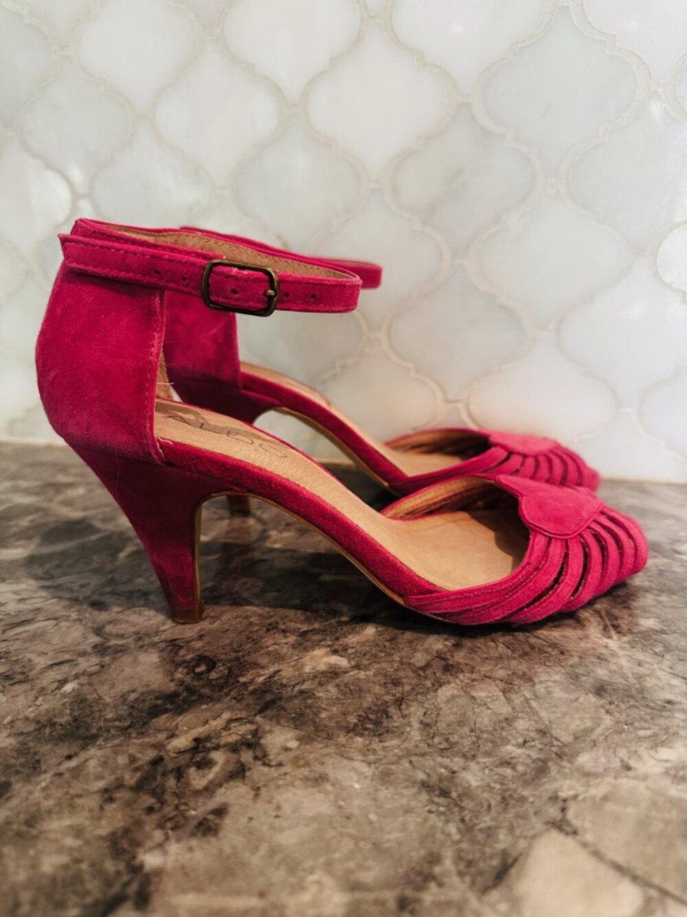 ALDO Fuchsia Suede Ankle-Strap Heels with Heart Accent - Picture 2 of 13